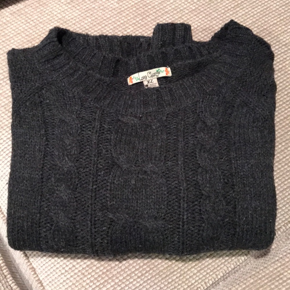 Gorgeous cable-knit sweater!